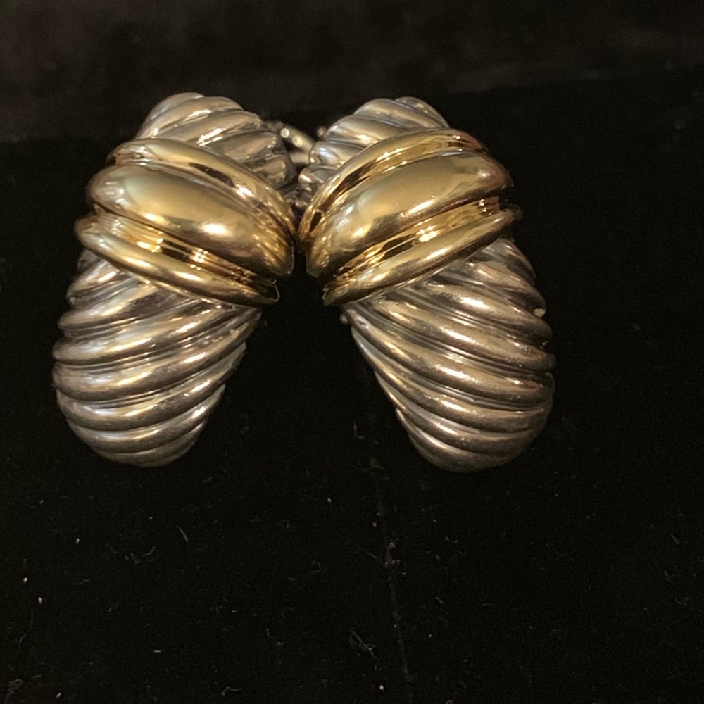 Today only will removeDavid Yurman Shrimp earrings